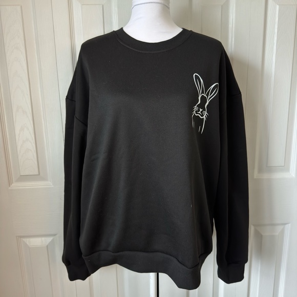 Rabbit Print Sweatshirt, Crew Neck Casual Sweatshirt size large - Picture 2 of 3